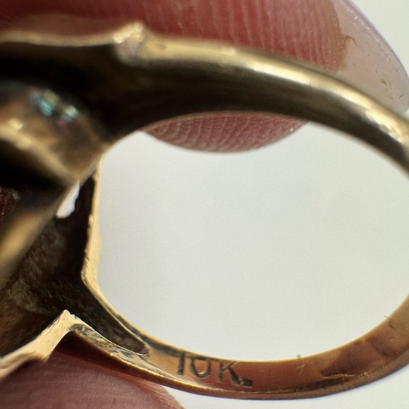 10K yellow gold and carnelian gemstone ring - Picture 7 of 13